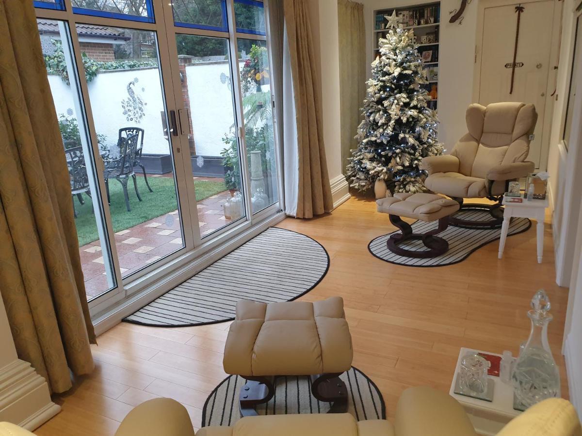 Best Area Close To Leeds Centre Εξωτερικό φωτογραφία